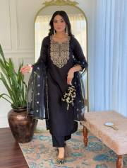 FVD  BLACK PARI